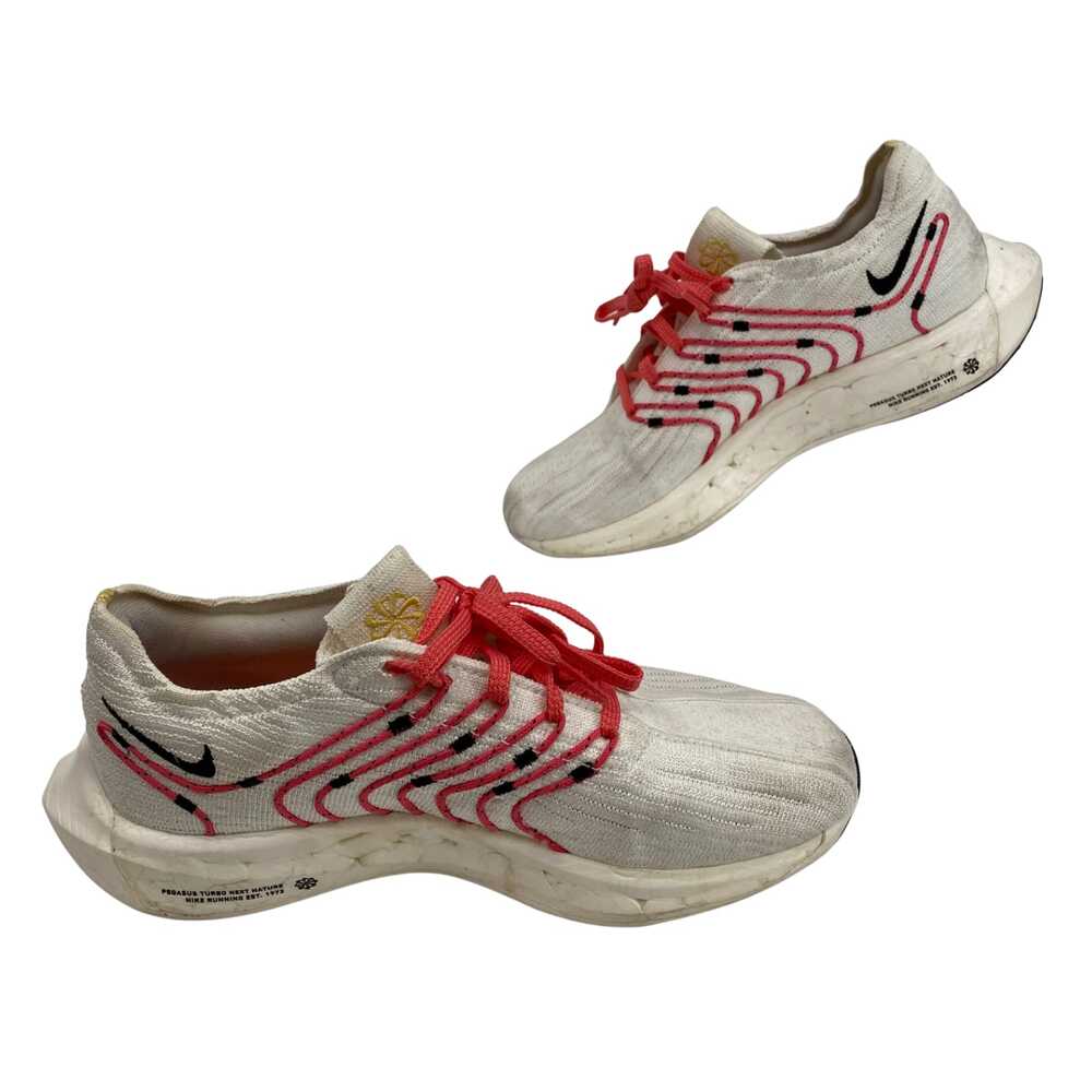 Nike White & Pink Pegasus Turbo Sneakers | Size 7.5